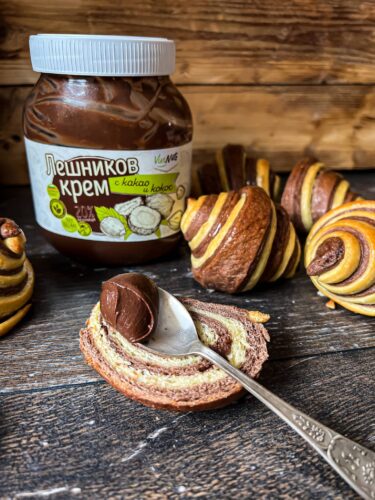 Италиански корнети биколоре или на български двуцветни кифлички