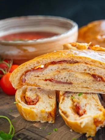 саламка руло с колбас
