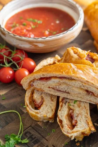 саламка руло с колбас